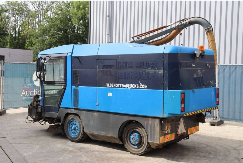 Ravo 5002 SI - Подметально-уборочная машина: фото 4 Ravo 5002 SI - Подметально-уборочная машина: фото 4