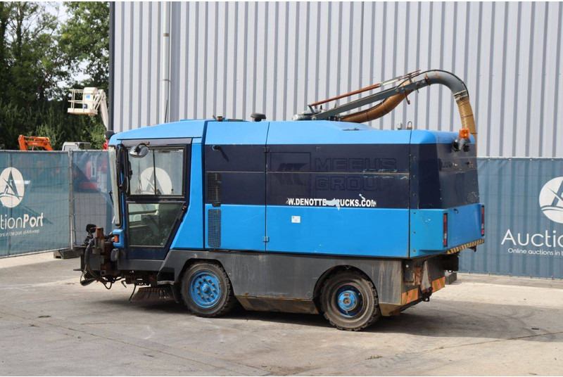 Ravo 5002 SI - Подметально-уборочная машина: фото 3 Ravo 5002 SI - Подметально-уборочная машина: фото 3