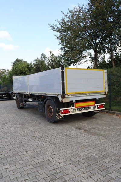 Schwarzmüller Flatbed - Прицеп бортовой/ Платформа: фото 4 Schwarzmüller Flatbed - Прицеп бортовой/ Платформа: фото 4