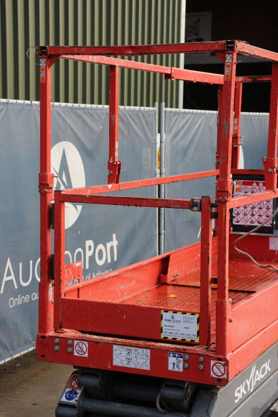 Ножничный подъемник Skyjack SJ3220: фото 12