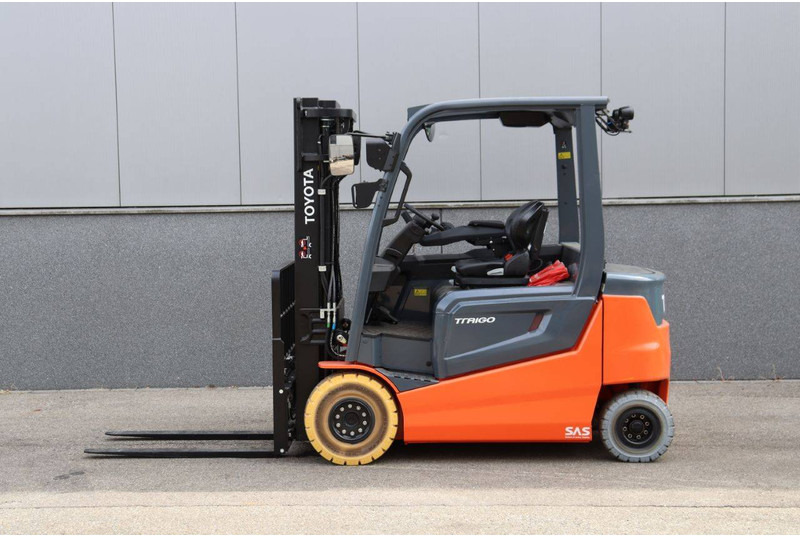 Toyota 9FBM25T - Электропогрузчик: фото 2 Toyota 9FBM25T - Электропогрузчик: фото 2