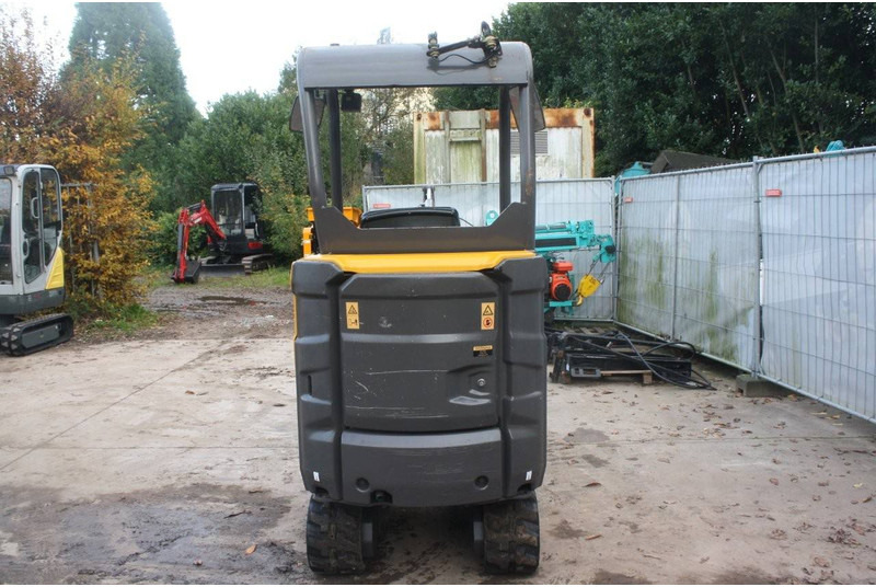 Volvo EC15E - Мини-экскаватор: фото 4 Volvo EC15E - Мини-экскаватор: фото 4