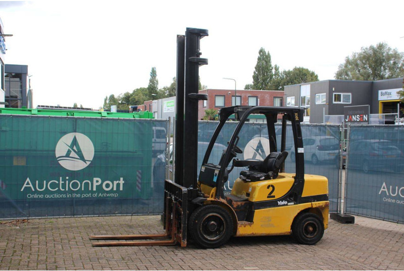 Yale GDP30VX E2345 - Дизельный погрузчик: фото 1 Yale GDP30VX E2345 - Дизельный погрузчик: фото 1