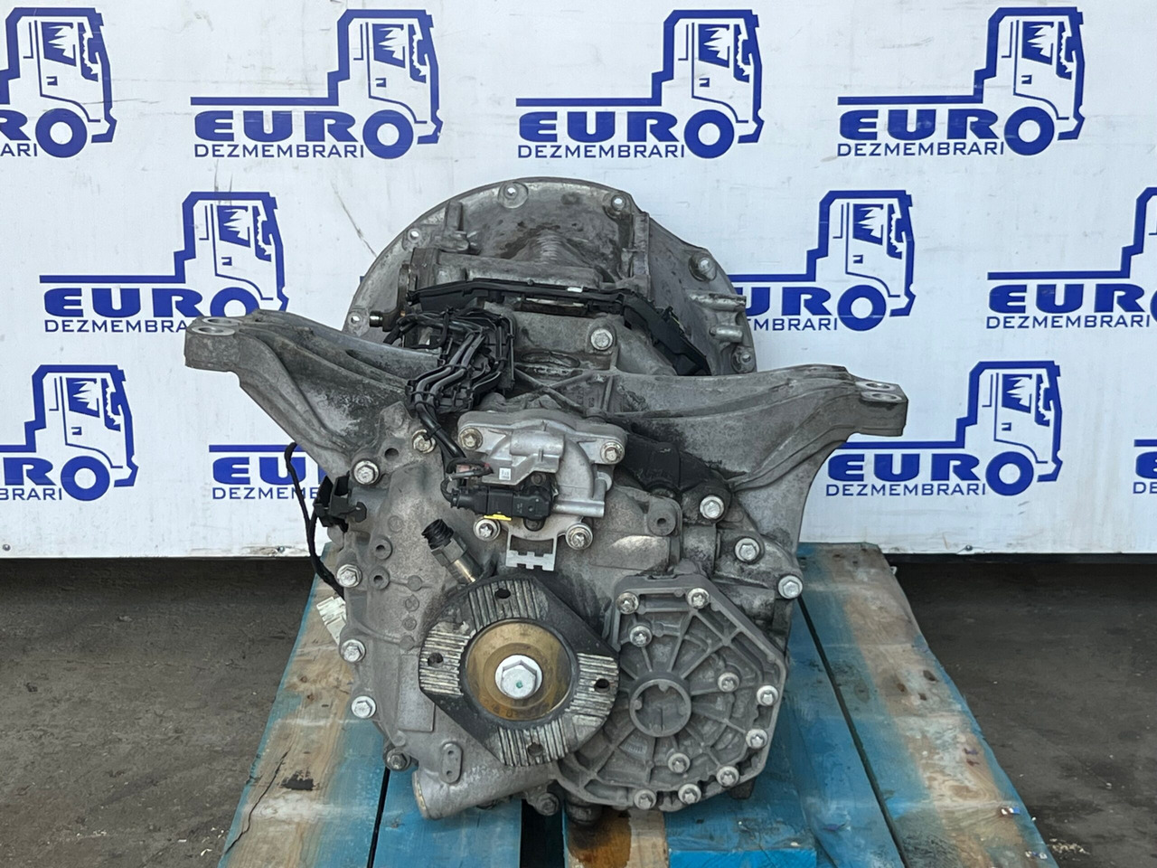 CUTIE DE VITEZE AUTOMATA FARA RETARDER MERCEDES ACTROS MP4 G211-12 - Коробка передач для Грузовиков: фото 4 CUTIE DE VITEZE AUTOMATA FARA RETARDER MERCEDES ACTROS MP4 G211-12 - Коробка передач для Грузовиков: фото 4