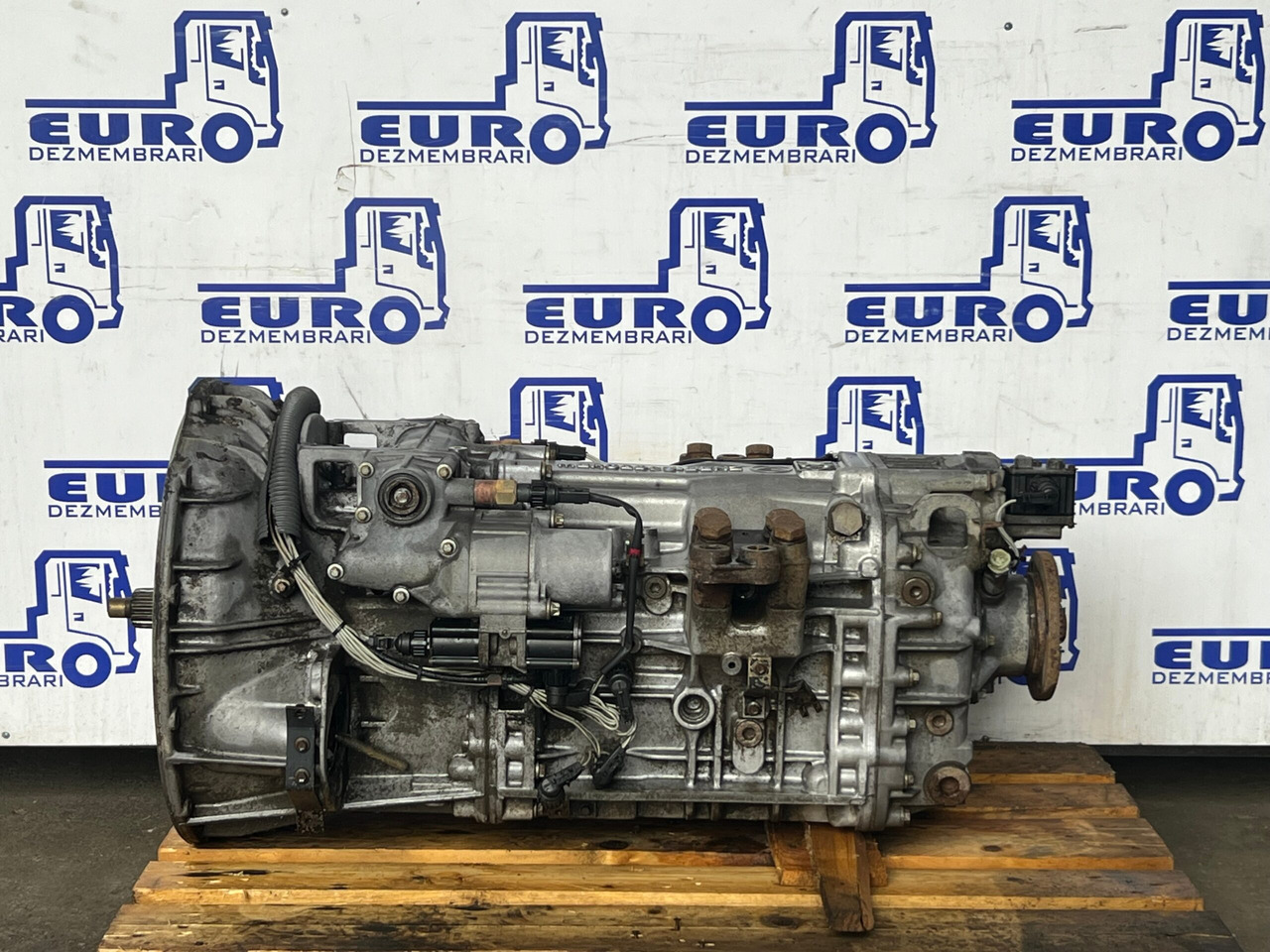 CUTIE DE VITEZE G211-16 FARA RETARDER MERCEDES ACTROS MP1 - Коробка передач для Грузовиков: фото 1 CUTIE DE VITEZE G211-16 FARA RETARDER MERCEDES ACTROS MP1 - Коробка передач для Грузовиков: фото 1