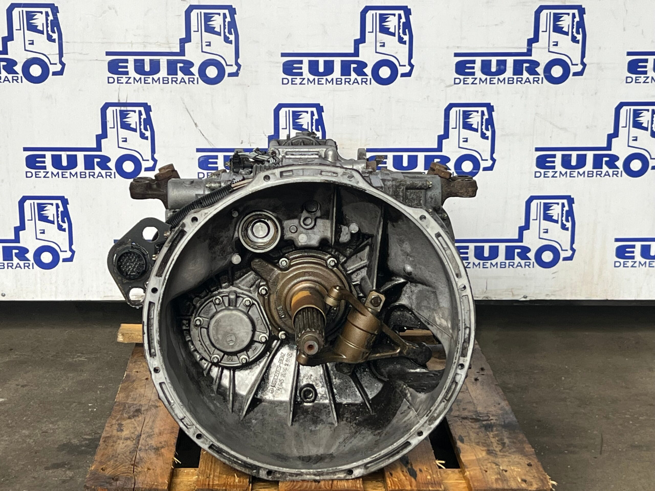 CUTIE DE VITEZE G211-16 FARA RETARDER MERCEDES ACTROS MP1 - Коробка передач для Грузовиков: фото 2 CUTIE DE VITEZE G211-16 FARA RETARDER MERCEDES ACTROS MP1 - Коробка передач для Грузовиков: фото 2