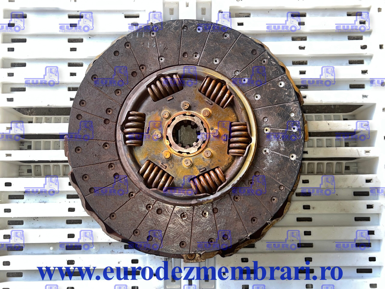 KIT AMBREIAJ MAN D3876 TRAXON 81.30305.0260, 81.30301.0745, 51.02301.6111 - Сцепление и запчасти для Грузовиков: фото 3 KIT AMBREIAJ MAN D3876 TRAXON 81.30305.0260, 81.30301.0745, 51.02301.6111 - Сцепление и запчасти для Грузовиков: фото 3
