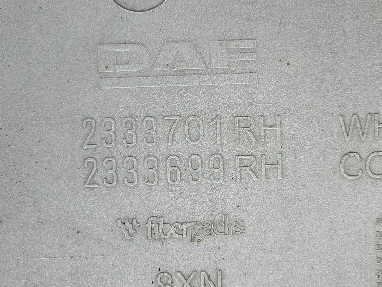 PARAVANT LATERAL DREAPTA DAF XF XG 2333701, 2333669 - Кузов и экстерьер для Грузовиков: фото 3 PARAVANT LATERAL DREAPTA DAF XF XG 2333701, 2333669 - Кузов и экстерьер для Грузовиков: фото 3