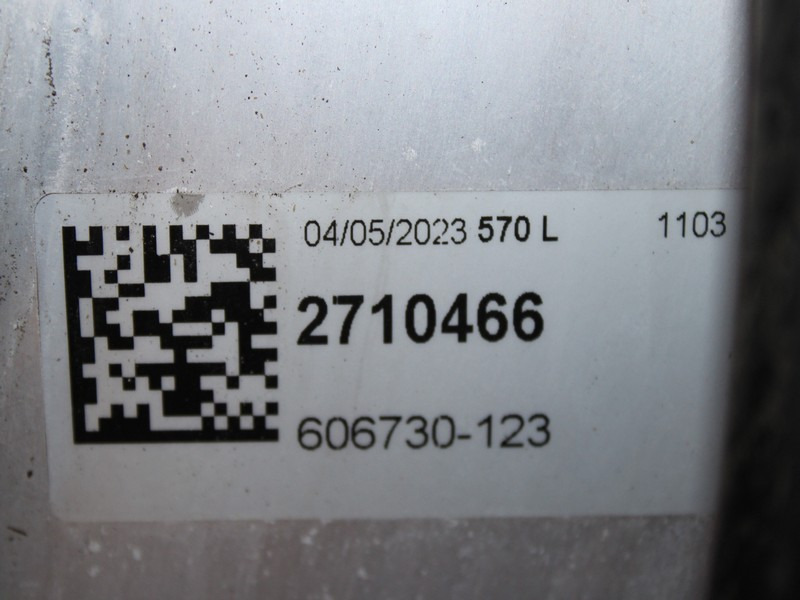 REZERVOR COMBUSTIBIL 570L + CARCASA POMPARE COMBUSTIBIL SCANIA SUPER 2710466, 3110686 - Топливный бак для Грузовиков: фото 4 REZERVOR COMBUSTIBIL 570L + CARCASA POMPARE COMBUSTIBIL SCANIA SUPER 2710466, 3110686 - Топливный бак для Грузовиков: фото 4