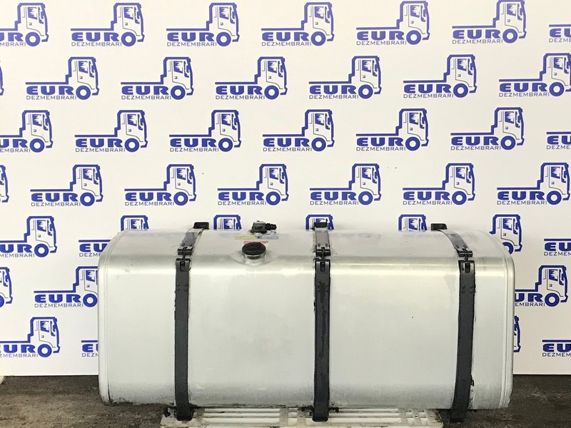 REZERVOR COMBUSTIBIL SCANIA L=165CM l=72CM H=70CM 1517309, 1871192 - Топливный бак для Грузовиков: фото 1 REZERVOR COMBUSTIBIL SCANIA L=165CM l=72CM H=70CM 1517309, 1871192 - Топливный бак для Грузовиков: фото 1