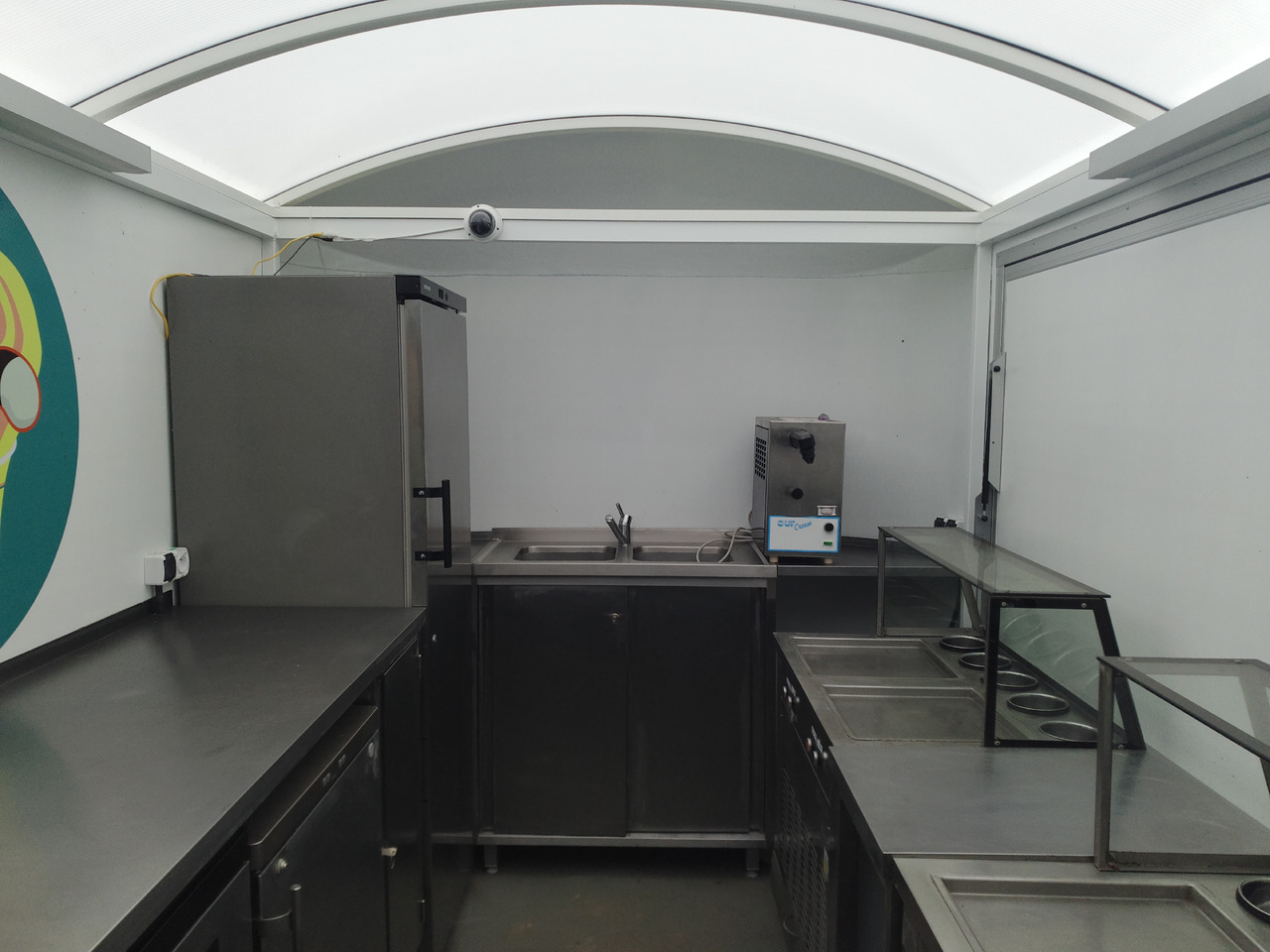 Торговый прицеп WARK COMFORT 4m: фото 6 Торговый прицеп WARK COMFORT 4m: фото 6