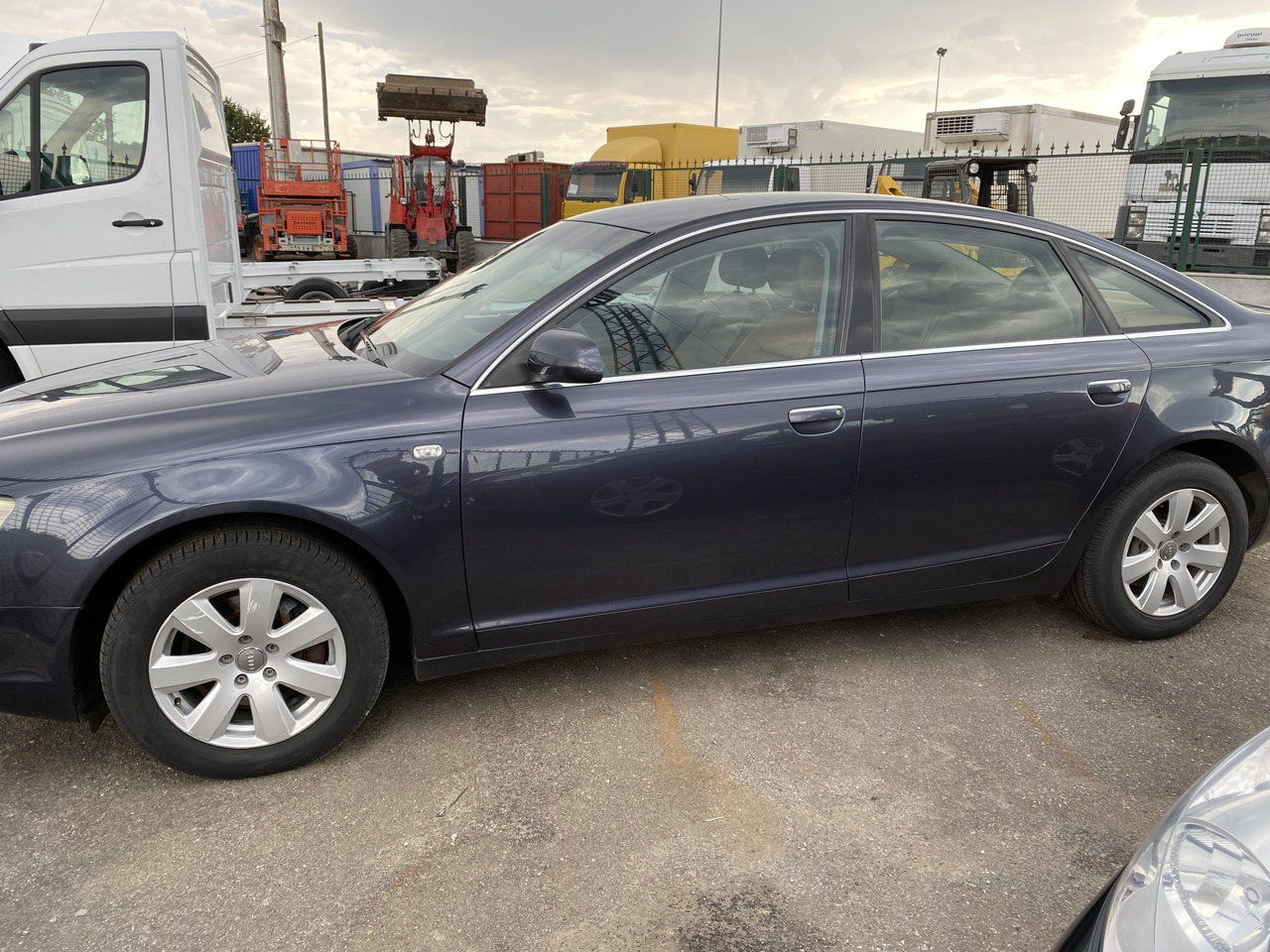 AUDI A6 3.0 TDI - Легковой автомобиль: фото 3 AUDI A6 3.0 TDI - Легковой автомобиль: фото 3