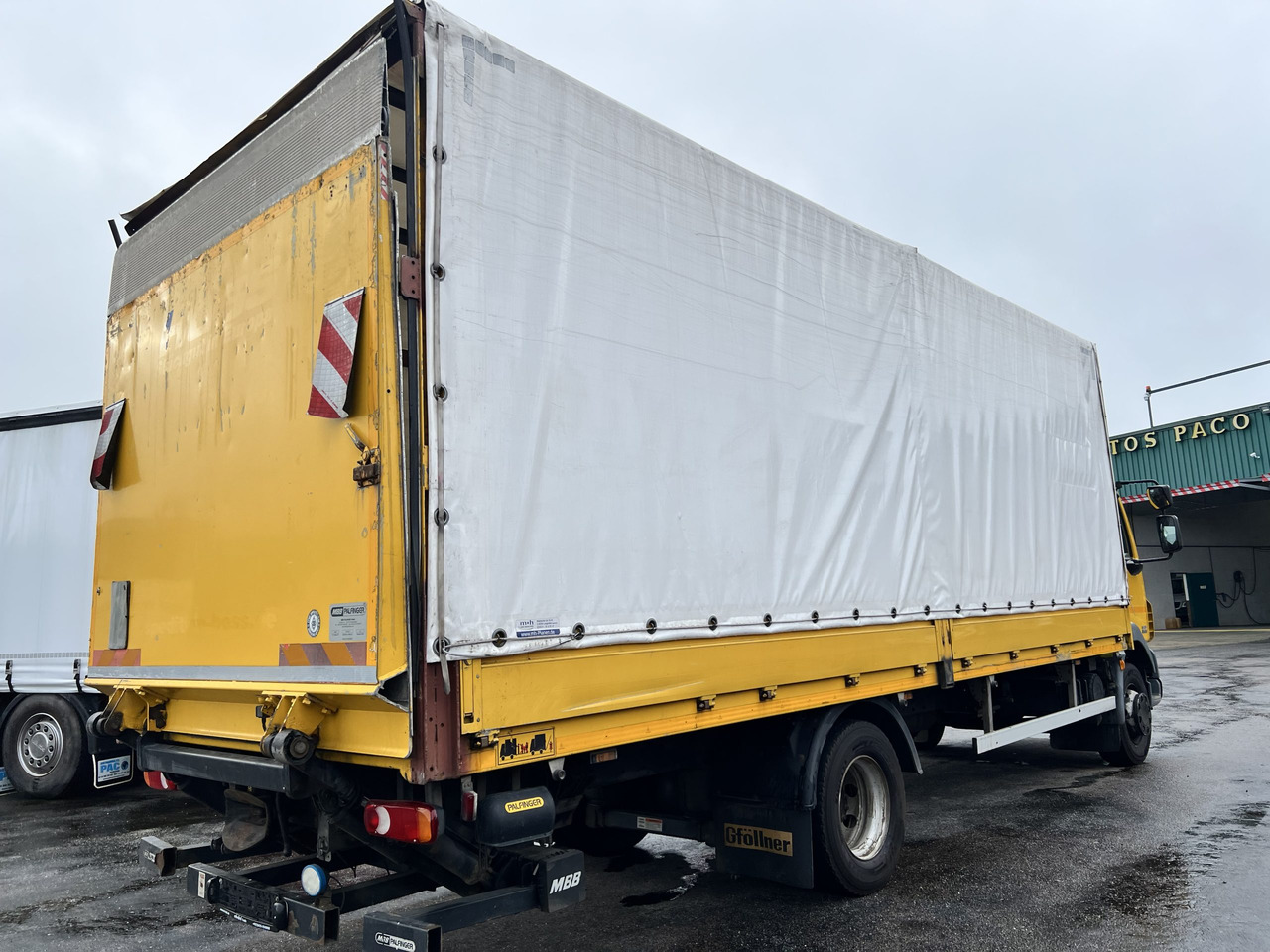 CAMION TAULINER DAF 55.250 - Тентованный грузовик: фото 5 CAMION TAULINER DAF 55.250 - Тентованный грузовик: фото 5