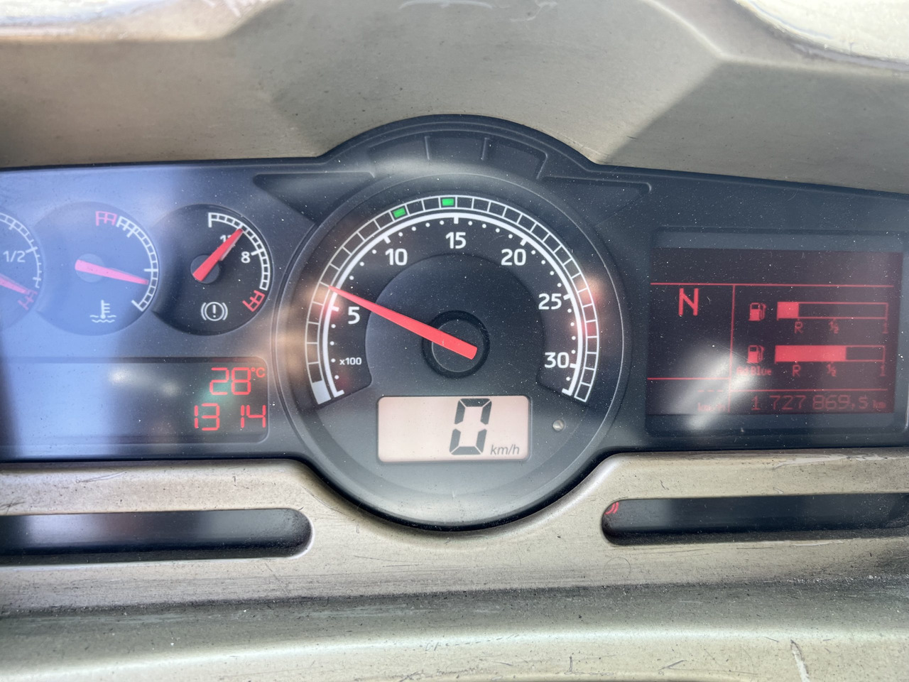 Тентованный грузовик RENAULT 450 CON UNA TAULINER: фото 8