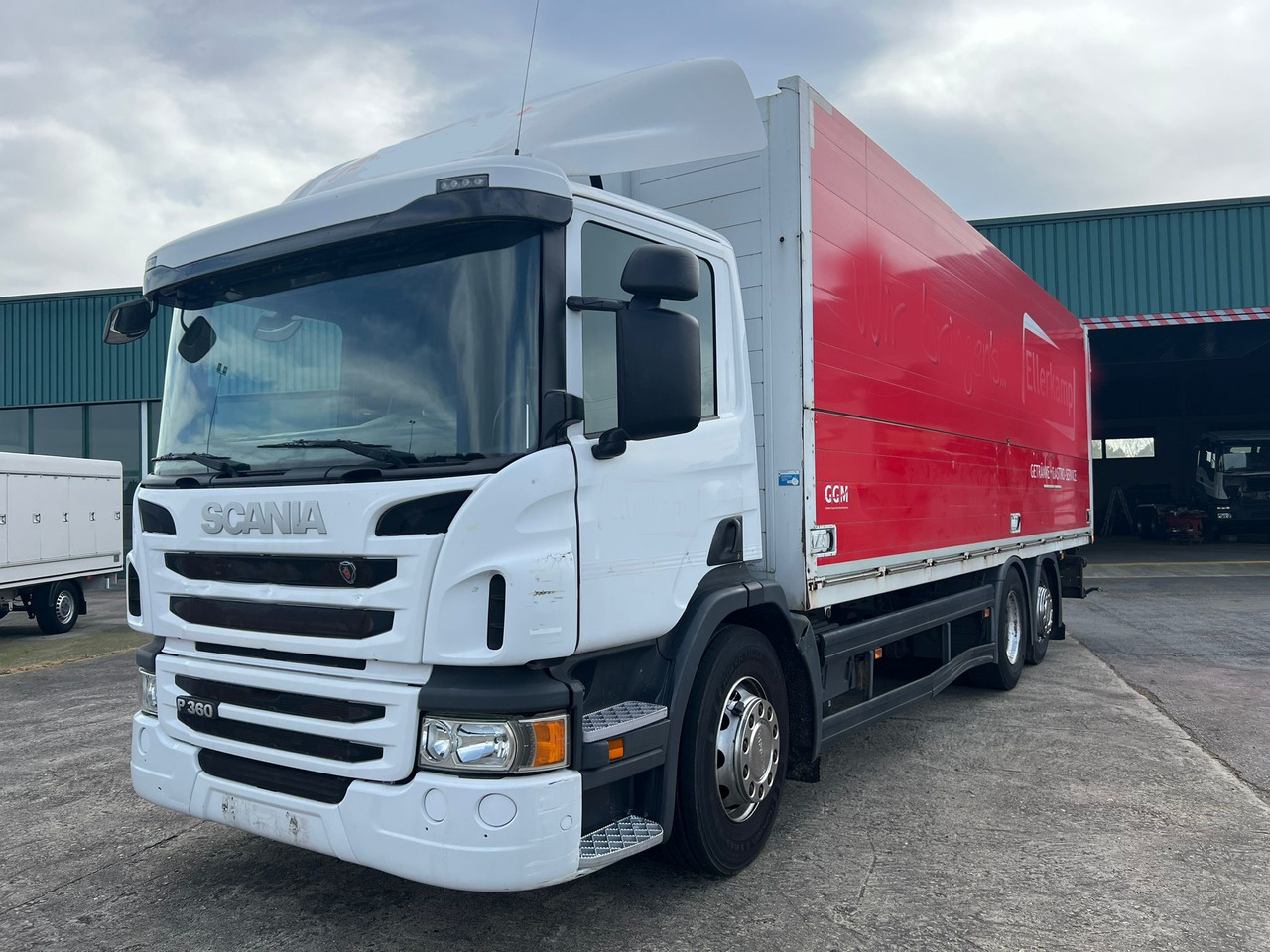 SCANIA 360 CON CAJA DE BEBIDAS - Грузовик для перевозки напитков: фото 3 SCANIA 360 CON CAJA DE BEBIDAS - Грузовик для перевозки напитков: фото 3