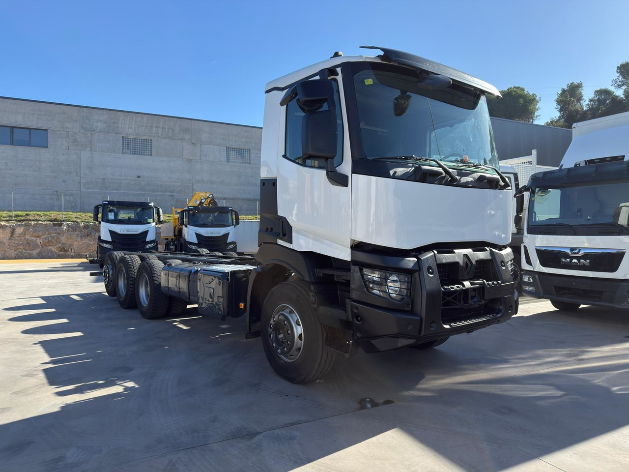 RENAULT C460 E6 (Chassis) - Грузовик-шасси: фото 2 RENAULT C460 E6 (Chassis) - Грузовик-шасси: фото 2