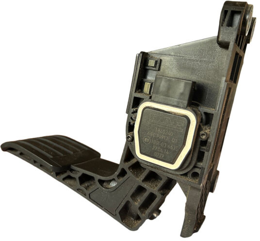 DAF 2015 - Педаль: фото 1 DAF 2015 - Педаль: фото 1