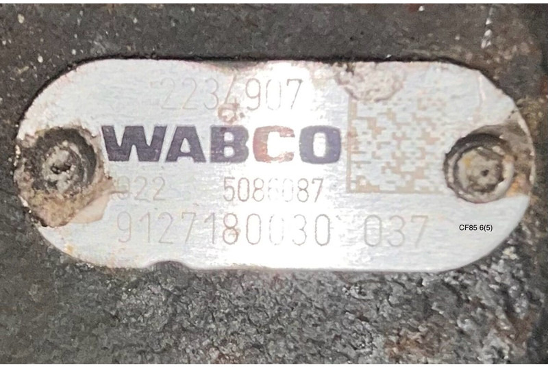 DAF - Двигатель и запчасти: фото 3 DAF - Двигатель и запчасти: фото 3