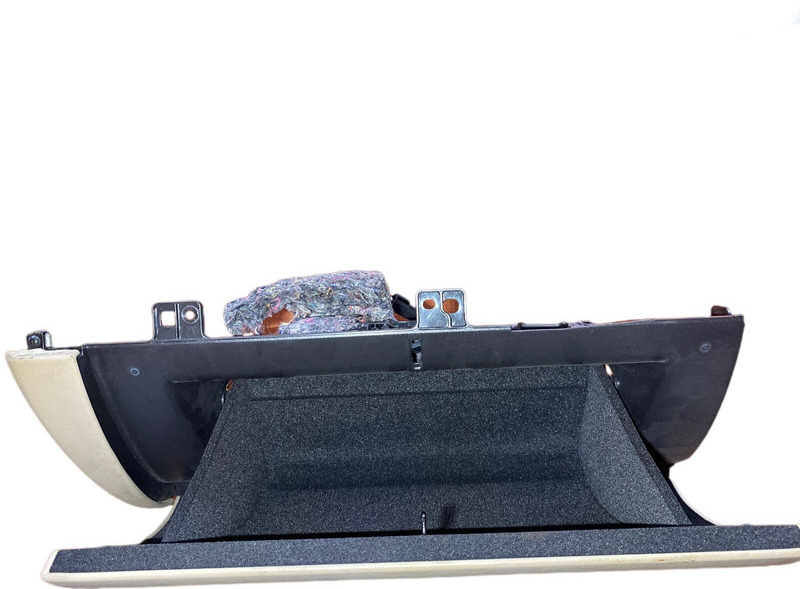 Jaguar XF250 - Кабина и интерьер: фото 2 Jaguar XF250 - Кабина и интерьер: фото 2