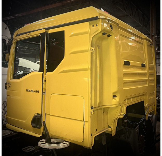MAN TGX 2021 TG3 - Кабина и интерьер: фото 2 MAN TGX 2021 TG3 - Кабина и интерьер: фото 2