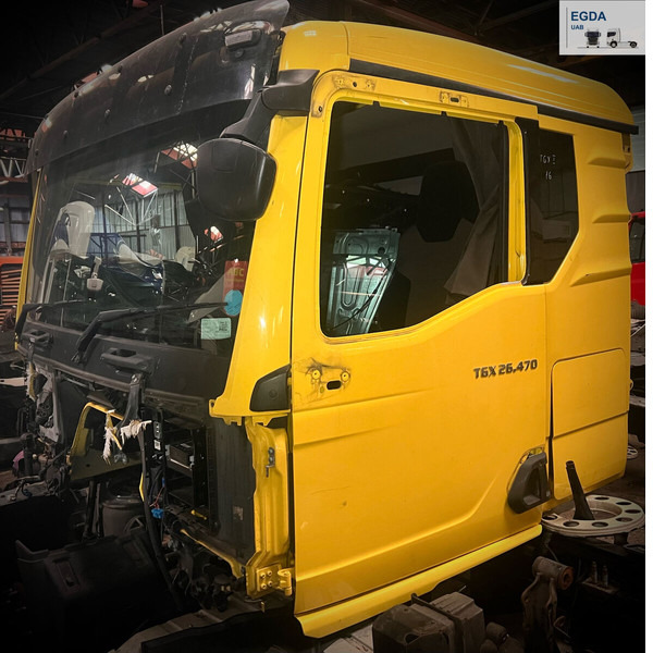 MAN TGX 2021 TG3 - Кабина и интерьер: фото 1 MAN TGX 2021 TG3 - Кабина и интерьер: фото 1