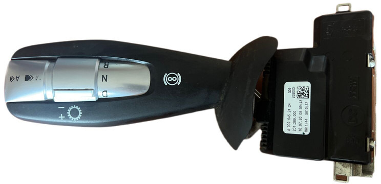 Mercedes-Benz - Реле: фото 1 Mercedes-Benz - Реле: фото 1