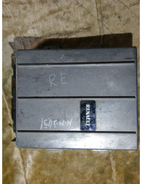 Renault MAGNUM - Блок управления: фото 1 Renault MAGNUM - Блок управления: фото 1