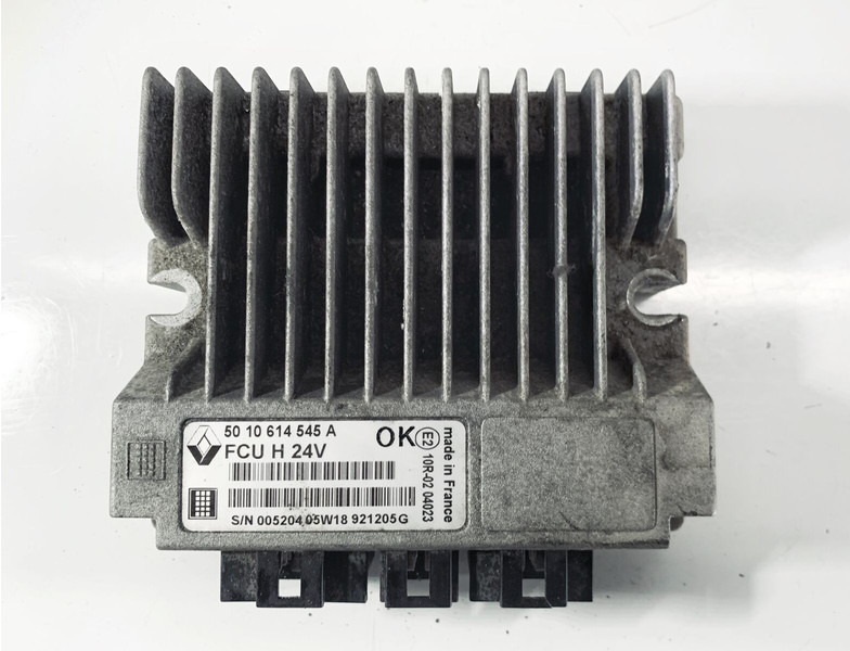 Renault MAGNUM - Блок управления: фото 1 Renault MAGNUM - Блок управления: фото 1