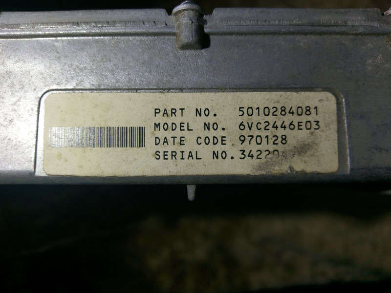 Renault MAGNUM - Блок управления: фото 2 Renault MAGNUM - Блок управления: фото 2