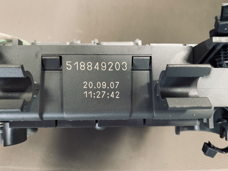 Renault MAGNUM - Электрическая система: фото 3 Renault MAGNUM - Электрическая система: фото 3