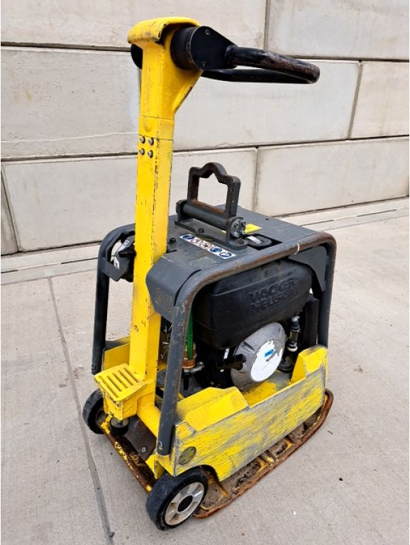 2013 Wacker Neuson DPU 3050HE - Виброплита: фото 1 2013 Wacker Neuson DPU 3050HE - Виброплита: фото 1