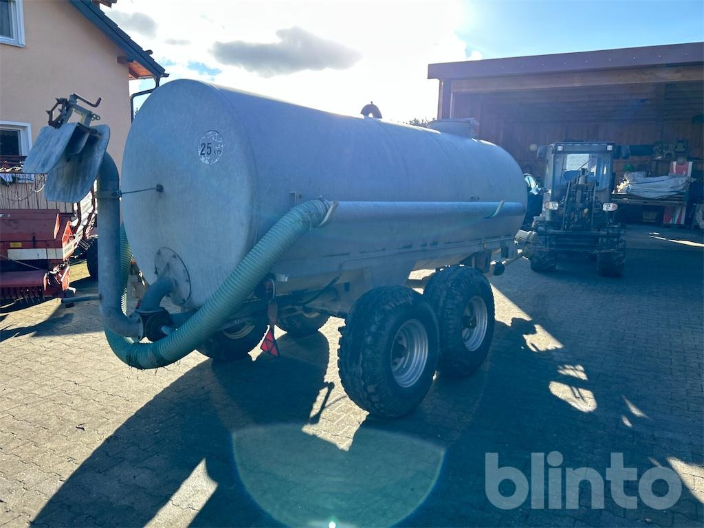 BSA PTW6T (1981) - Цистерна для жидкого навоза: фото 2 BSA PTW6T (1981) - Цистерна для жидкого навоза: фото 2