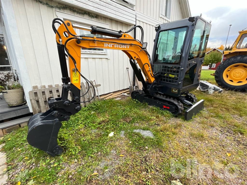 Bandgrävare Infront 3 ton - Мини-экскаватор: фото 2 Bandgrävare Infront 3 ton - Мини-экскаватор: фото 2