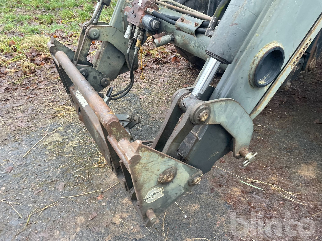 CASE IH MAXXUM MX135 - Трактор: фото 5 CASE IH MAXXUM MX135 - Трактор: фото 5