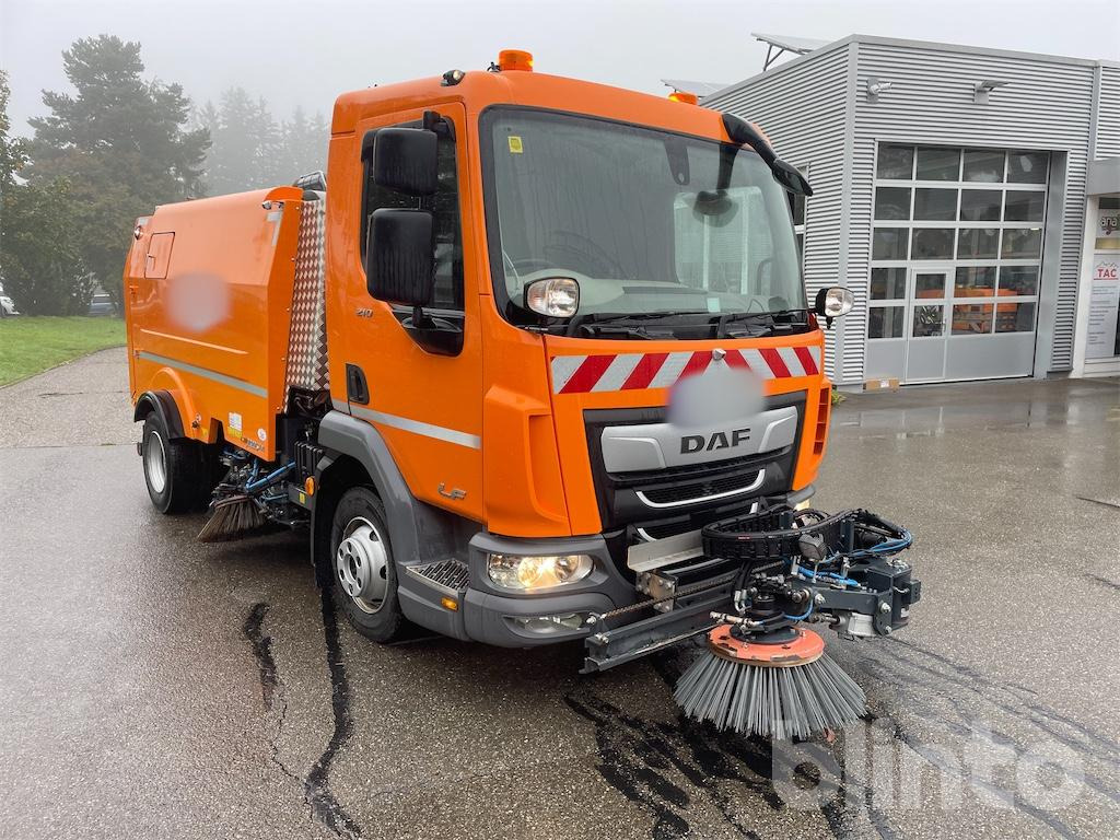 DAF LF 210 FA (2023) - Подметально-уборочная машина: фото 2 DAF LF 210 FA (2023) - Подметально-уборочная машина: фото 2