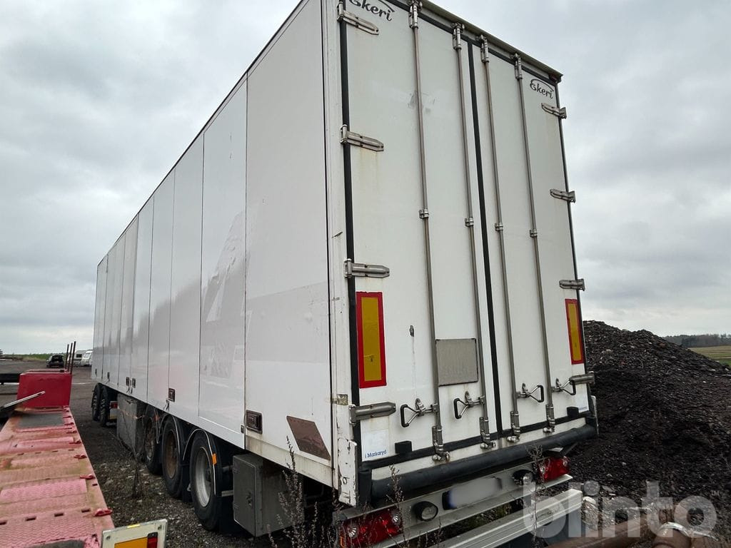 Ekeri/Krone - Прицеп-фургон: фото 3 Ekeri/Krone - Прицеп-фургон: фото 3