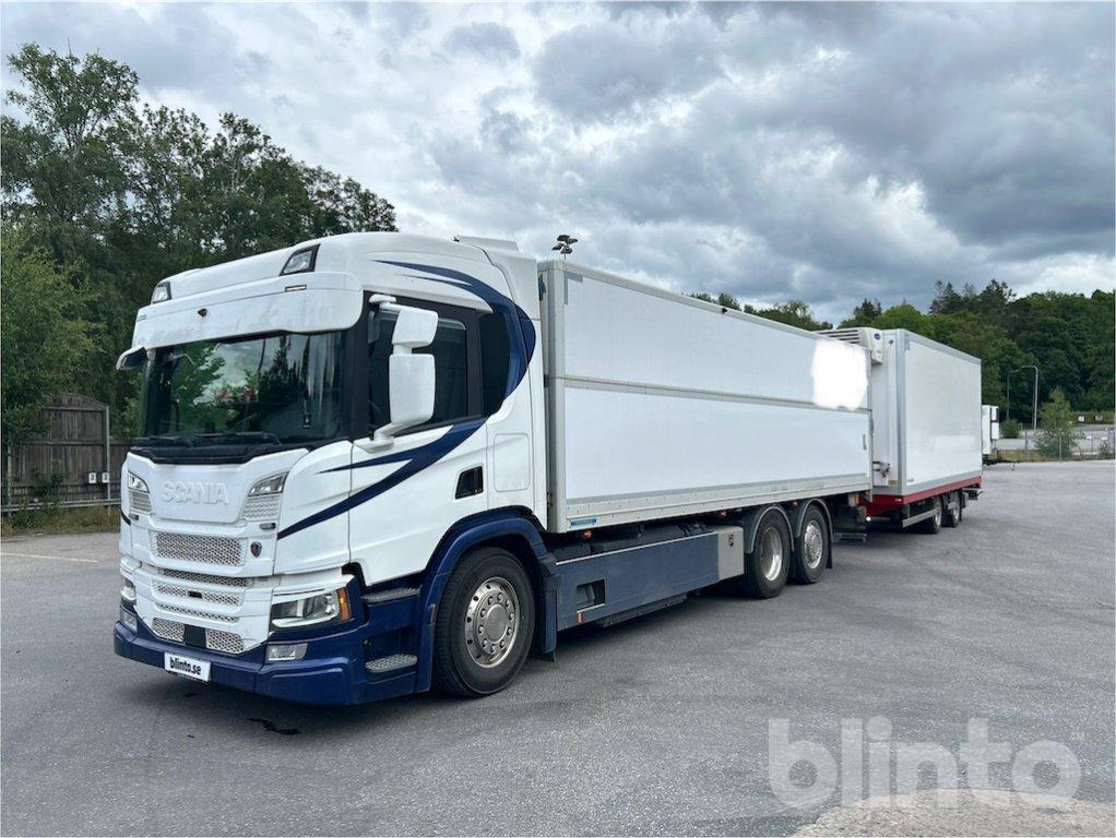 SCANIA P280B6X2*4NB Plug In Hybrid med kylsläp - Грузовик: фото 1 SCANIA P280B6X2*4NB Plug In Hybrid med kylsläp - Грузовик: фото 1