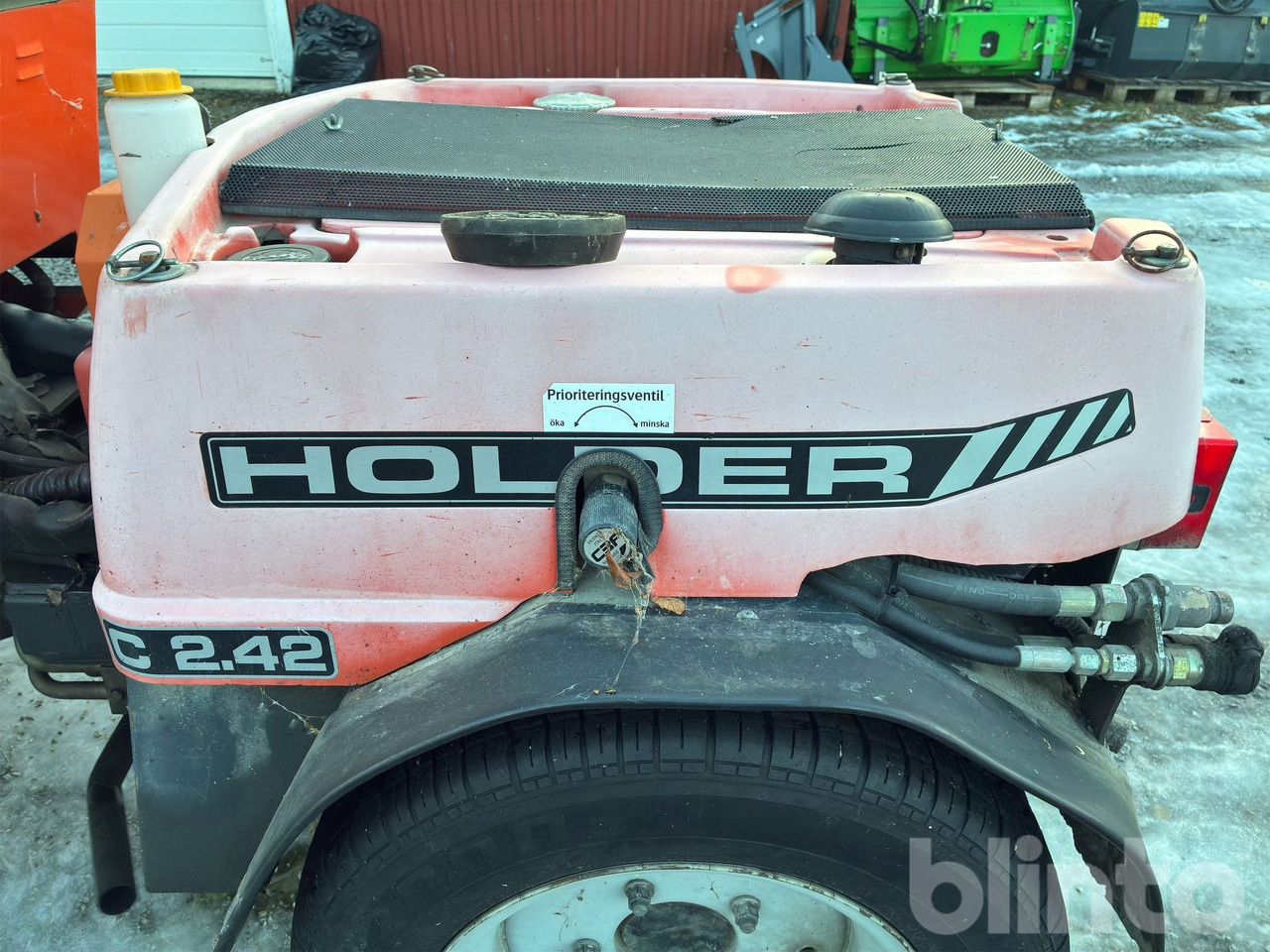 Коммунальный трактор HOLDER C-TRAC 2.42: фото 47 Коммунальный трактор HOLDER C-TRAC 2.42: фото 47
