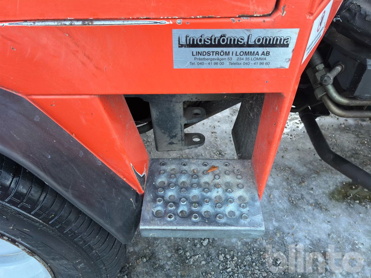 Коммунальный трактор HOLDER C-TRAC 2.42: фото 46 Коммунальный трактор HOLDER C-TRAC 2.42: фото 46