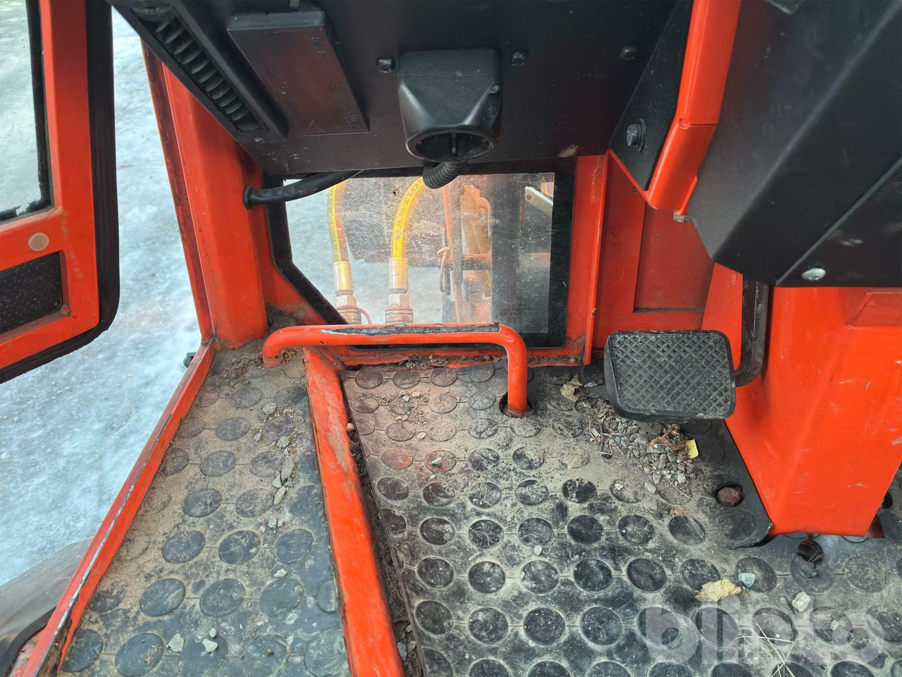 Коммунальный трактор HOLDER C-TRAC 2.42: фото 25 Коммунальный трактор HOLDER C-TRAC 2.42: фото 25