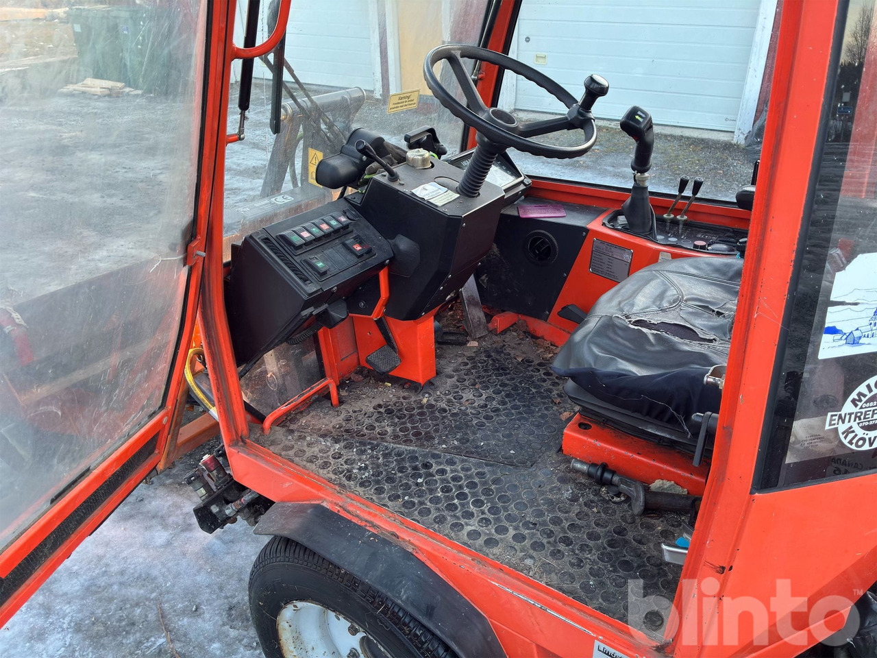 Коммунальный трактор HOLDER C-TRAC 2.42: фото 18 Коммунальный трактор HOLDER C-TRAC 2.42: фото 18