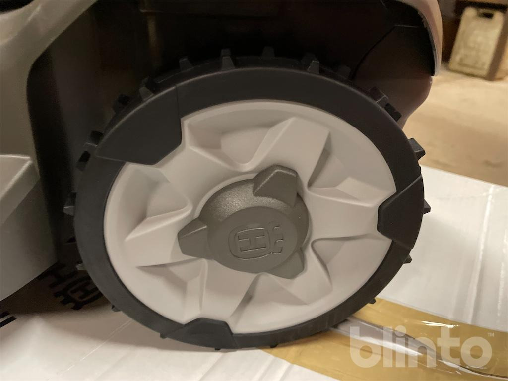 Газонокосилка Husqvarna Automower 310 MARK II (2022): фото 12