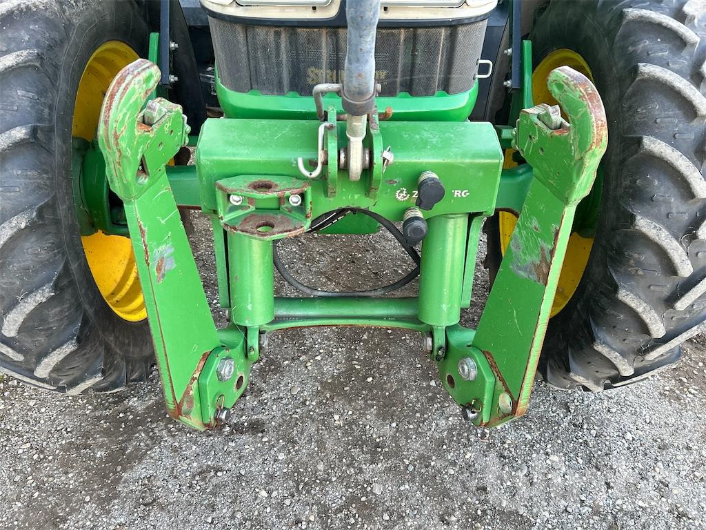 Трактор John Deere 6320 (2004): фото 10 Трактор John Deere 6320 (2004): фото 10