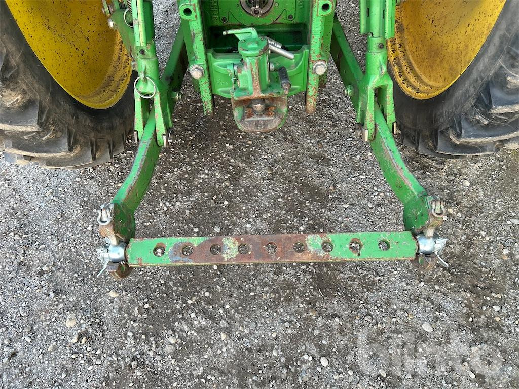 Трактор John Deere 6320 (2004): фото 35 Трактор John Deere 6320 (2004): фото 35