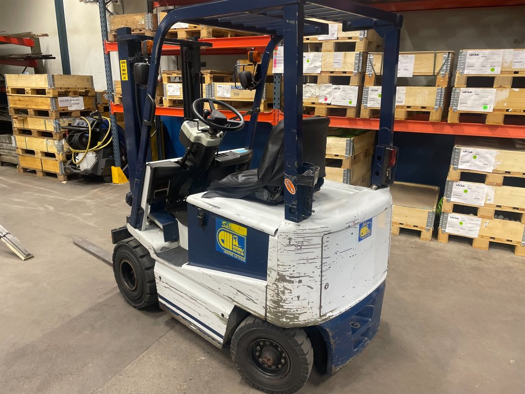 Komatsu - Вилочный погрузчик: фото 4 Komatsu - Вилочный погрузчик: фото 4