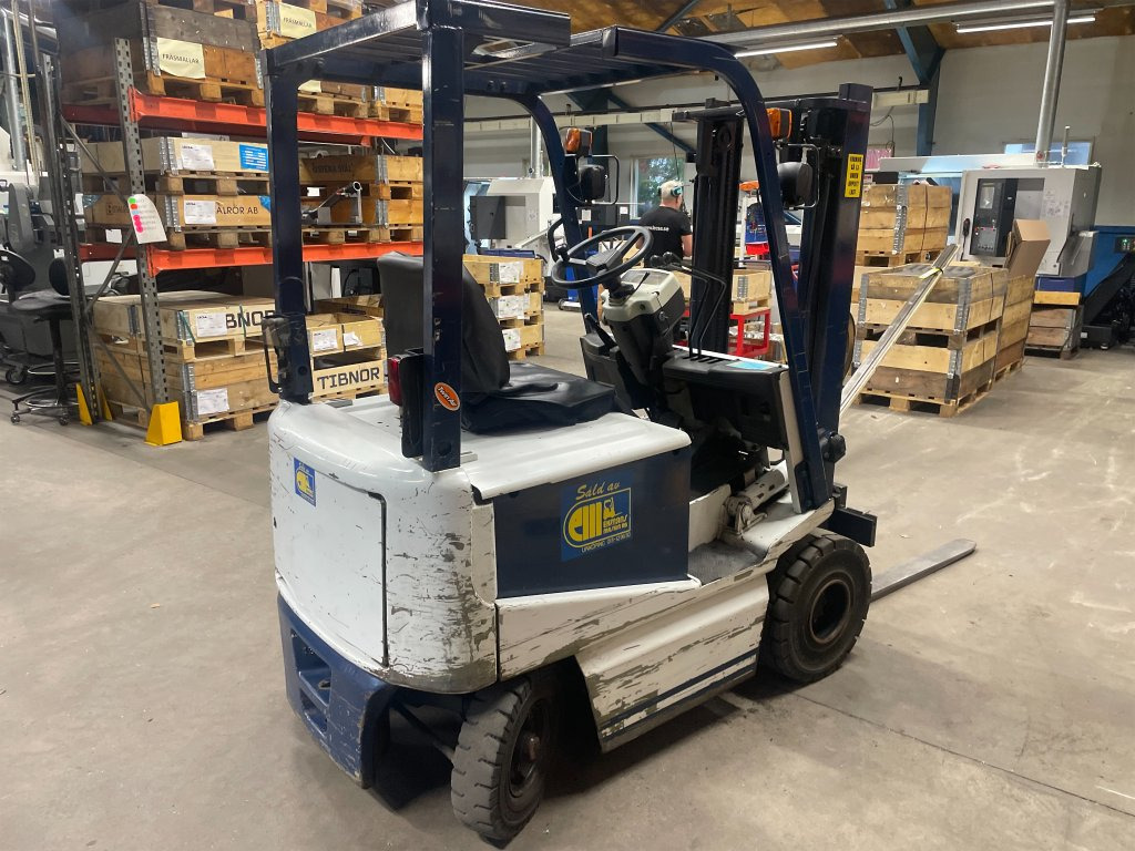 Komatsu - Вилочный погрузчик: фото 3 Komatsu - Вилочный погрузчик: фото 3