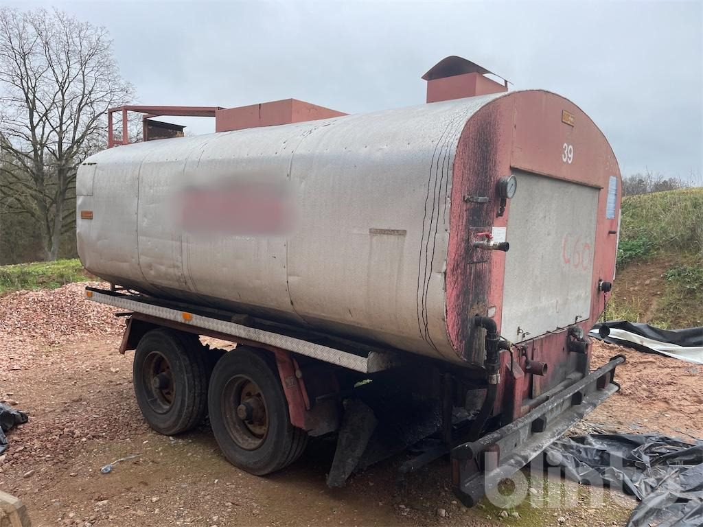 Lothar Schäfer ST 6000 T ( Baujahr 1992 ) - Прицеп-цистерна: фото 3 Lothar Schäfer ST 6000 T ( Baujahr 1992 ) - Прицеп-цистерна: фото 3