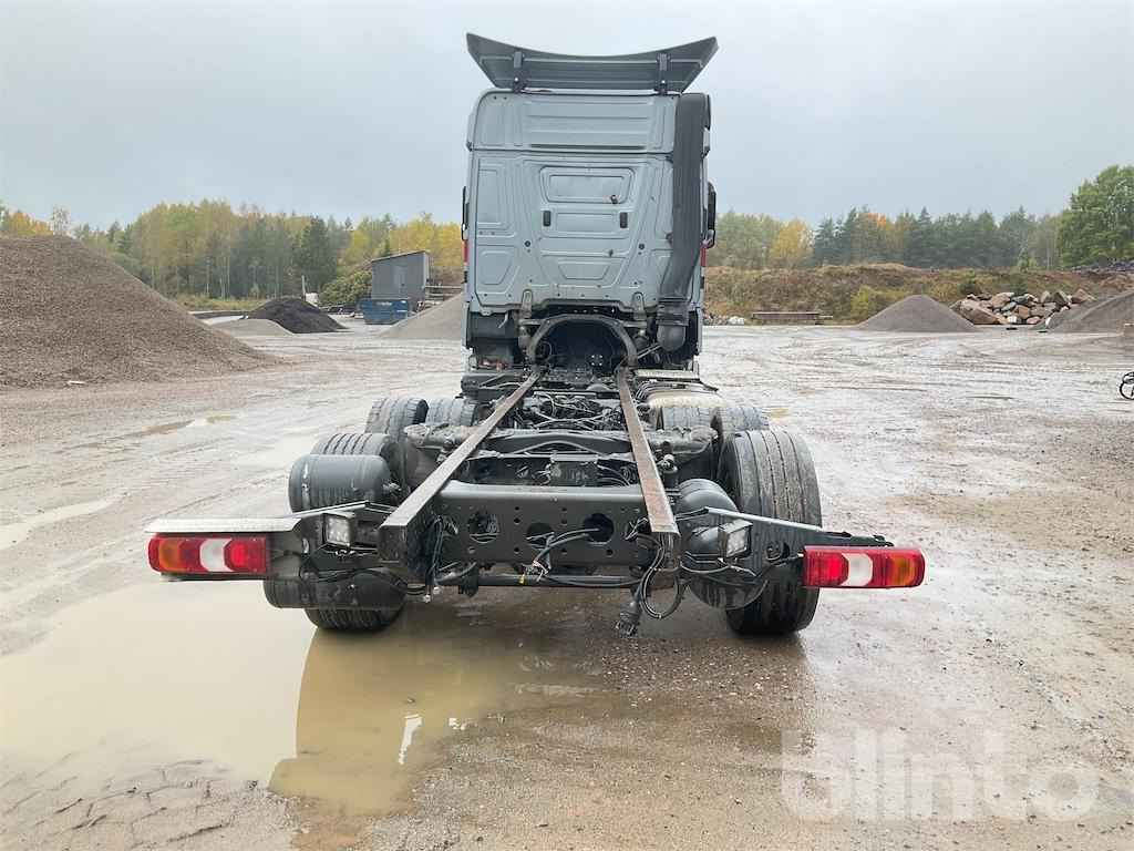 MERCEDES-BENZ ACTROS - Грузовик-шасси: фото 4 MERCEDES-BENZ ACTROS - Грузовик-шасси: фото 4