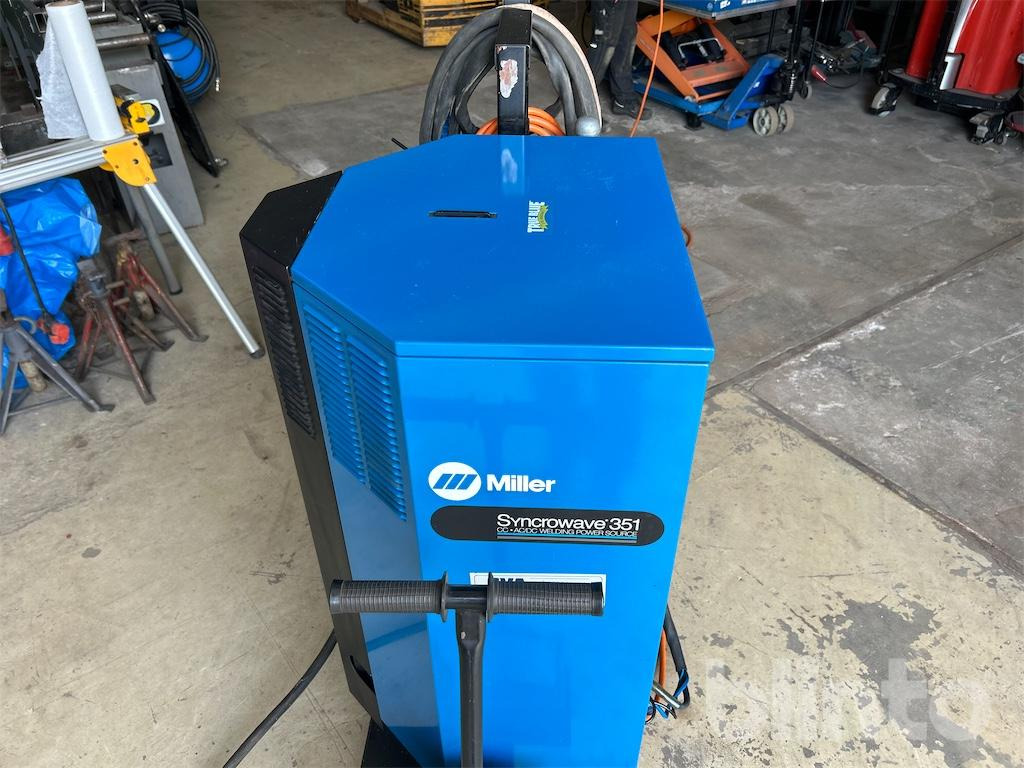 Miller Syncrowave 351 - Сварочное оборудование: фото 2 Miller Syncrowave 351 - Сварочное оборудование: фото 2