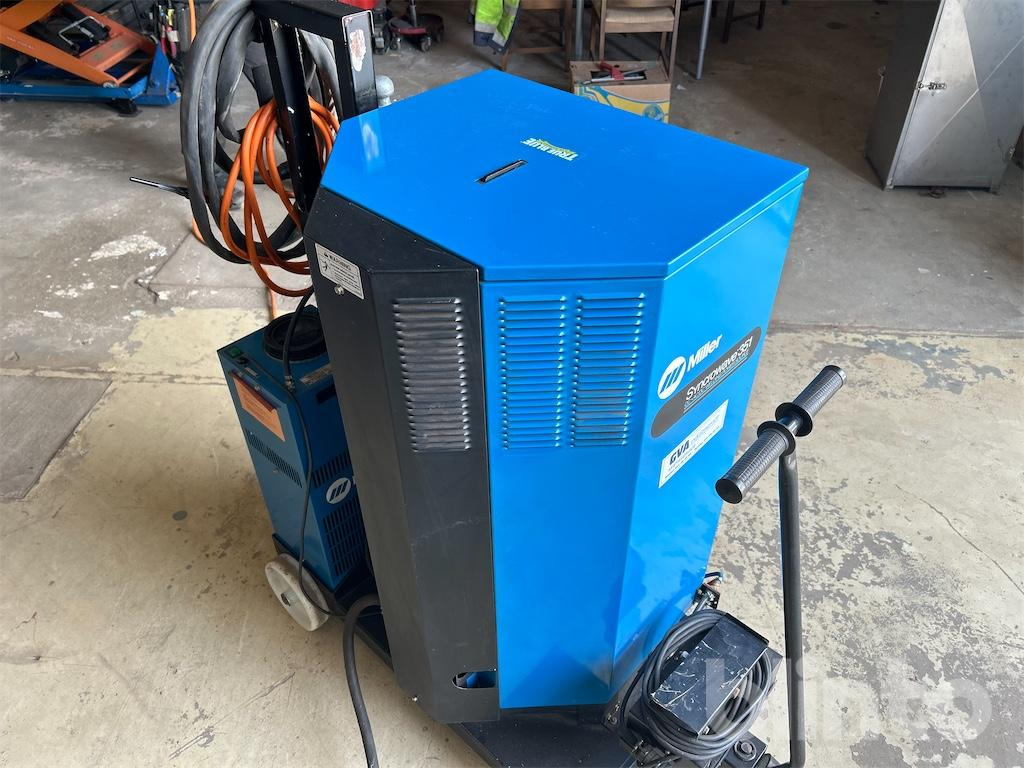 Miller Syncrowave 351 - Сварочное оборудование: фото 3 Miller Syncrowave 351 - Сварочное оборудование: фото 3